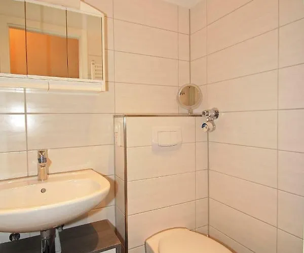 Vier Jahreszeiten 2-9 * Großenbrode